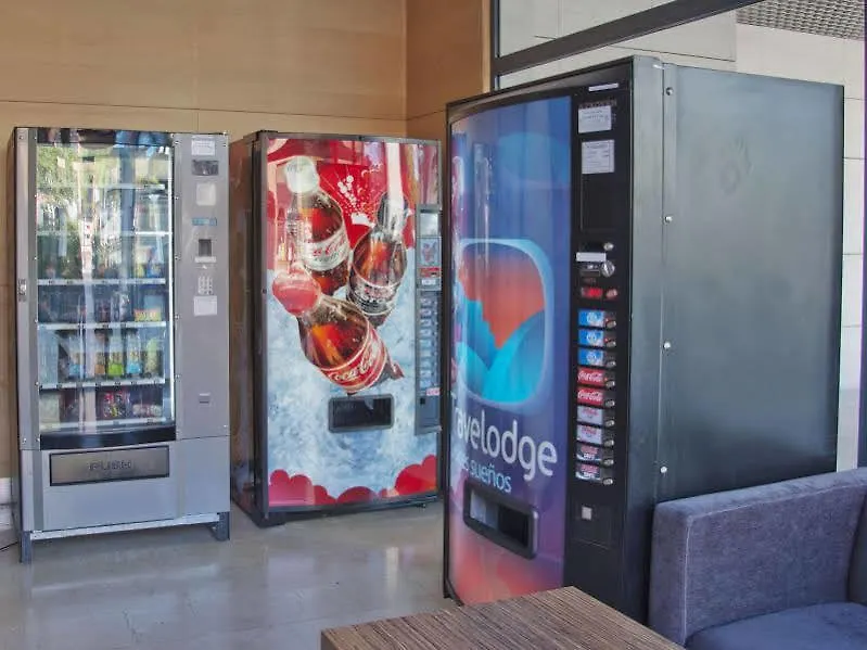 Travelodge Barcelona Fira L'Hospitalet de Llobregat Spagna